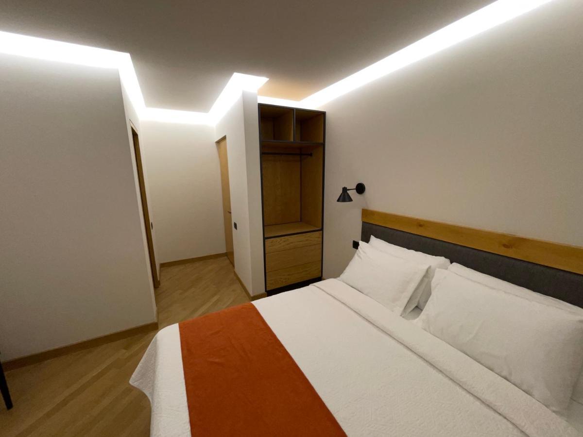 Mist Boutique Hotel Erevan Esterno foto