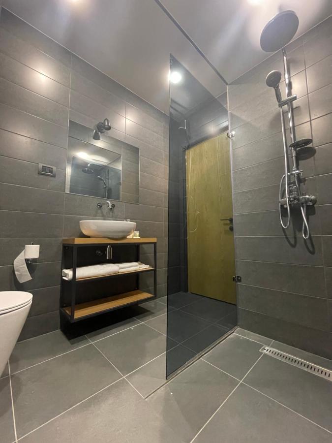Mist Boutique Hotel Erevan Esterno foto